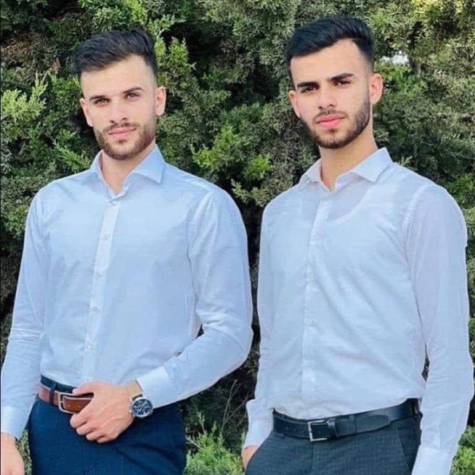 ظافر الريماوي (19 عاما)، يمين الصورة، وجواد الريماوي (22 عاما).