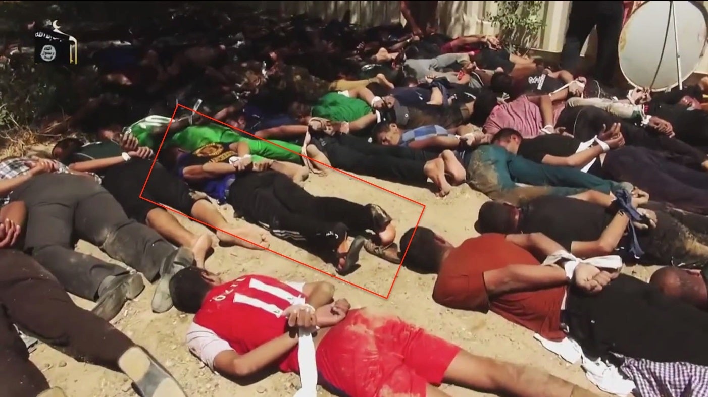 <p>Ali, one of the few survivors of a mass execution at the Presidential Palace in Tikrit, is visible among more than 60 captives prior to execution in a still frame from a YouTube video posted by Islamic State.</p>