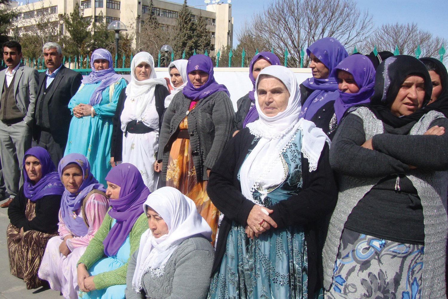 Relatives of victims assemble before a court hearing in Diyarbakır, March 2012, during the trial of a former gendarmerie officer and six others for 20 killings and disappearances between 1993 and 1995 in Southeast Turkey.
