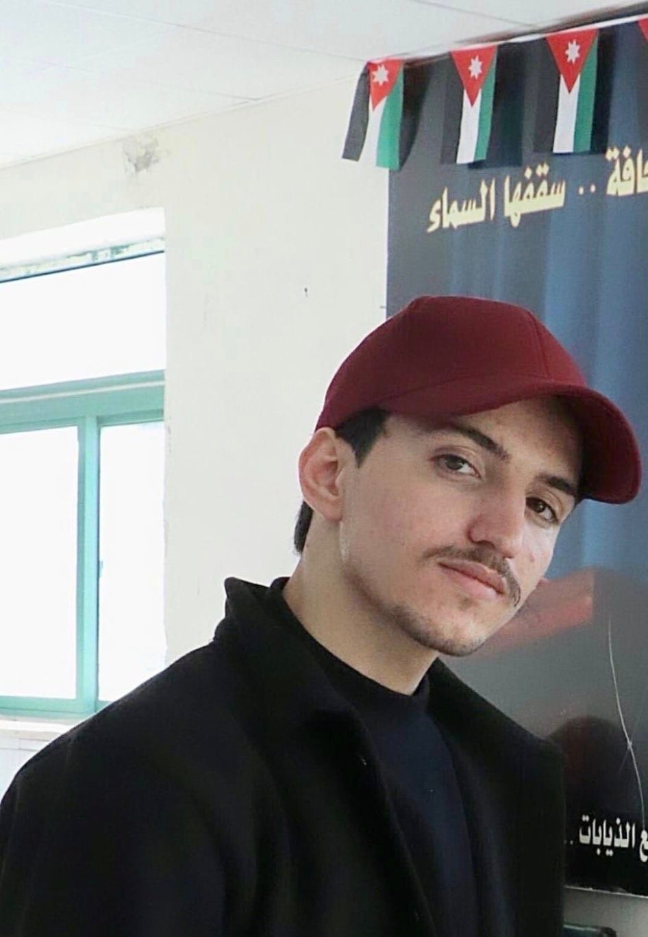 عطية محمد أبو سالم (24 عاما). 