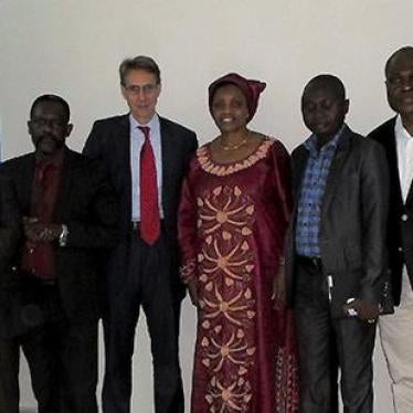 Human Rights Watch Executive Director Kenneth Roth with opposition leaders in Kinshasa, capital of the Democratic Republic of Congo.