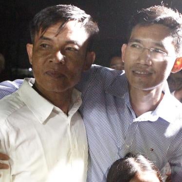 Former Radio Free Asia journalists Uon Chhin and Yeang Sothearin outside Prey Sar prison in Phnom Penh, Cambodia, August 21, 2018.
