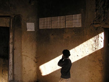 An abandoned girls’ school in Wardak province, just south of Kabul, vacated in late 2005 because students discovered an explosive device left inside. A threatening “night letter” ordering the school to be closed was left at the local mosque before the attempted attack. © 2005 Human Rights Watch/Saman Zia-Zarifi.