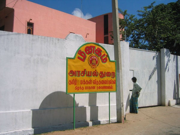 photo1