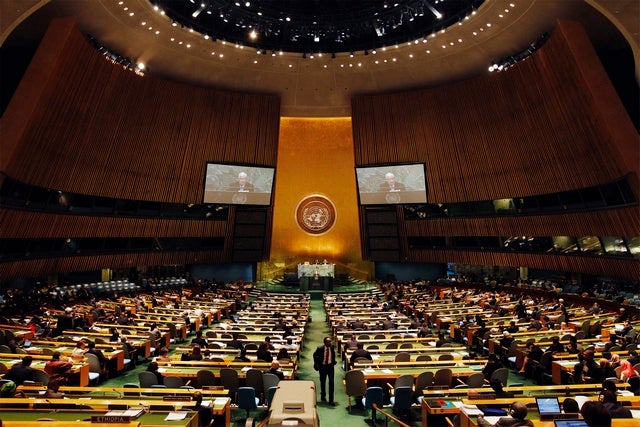 Зал Генеральной Ассамблеи ООН в штаб-квартире ООН в Нью-Йорке, 1 октября 2012.
