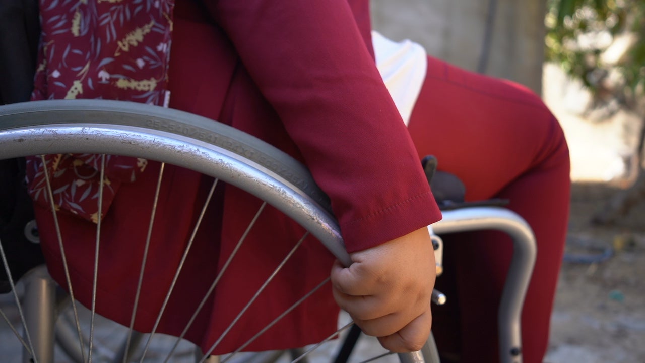  דועאא קשלאן במהלך ראיון לארגון Human Rights Watch ברצועת עזה, 18 בנובמבר 2020