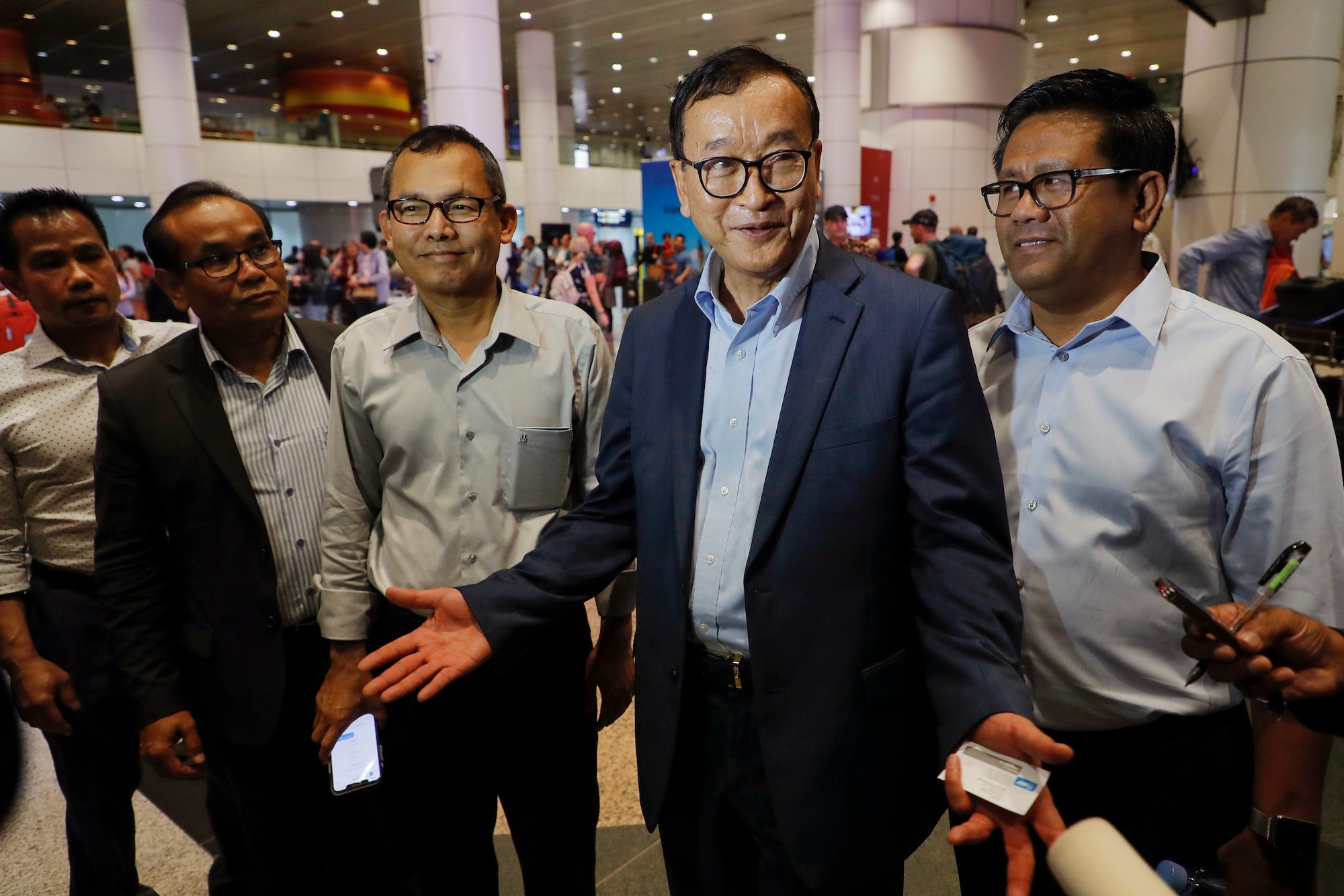 Sam Rainsy talks with media at Kuala Lumpur International Airport, Malaysia, November 9, 2019.