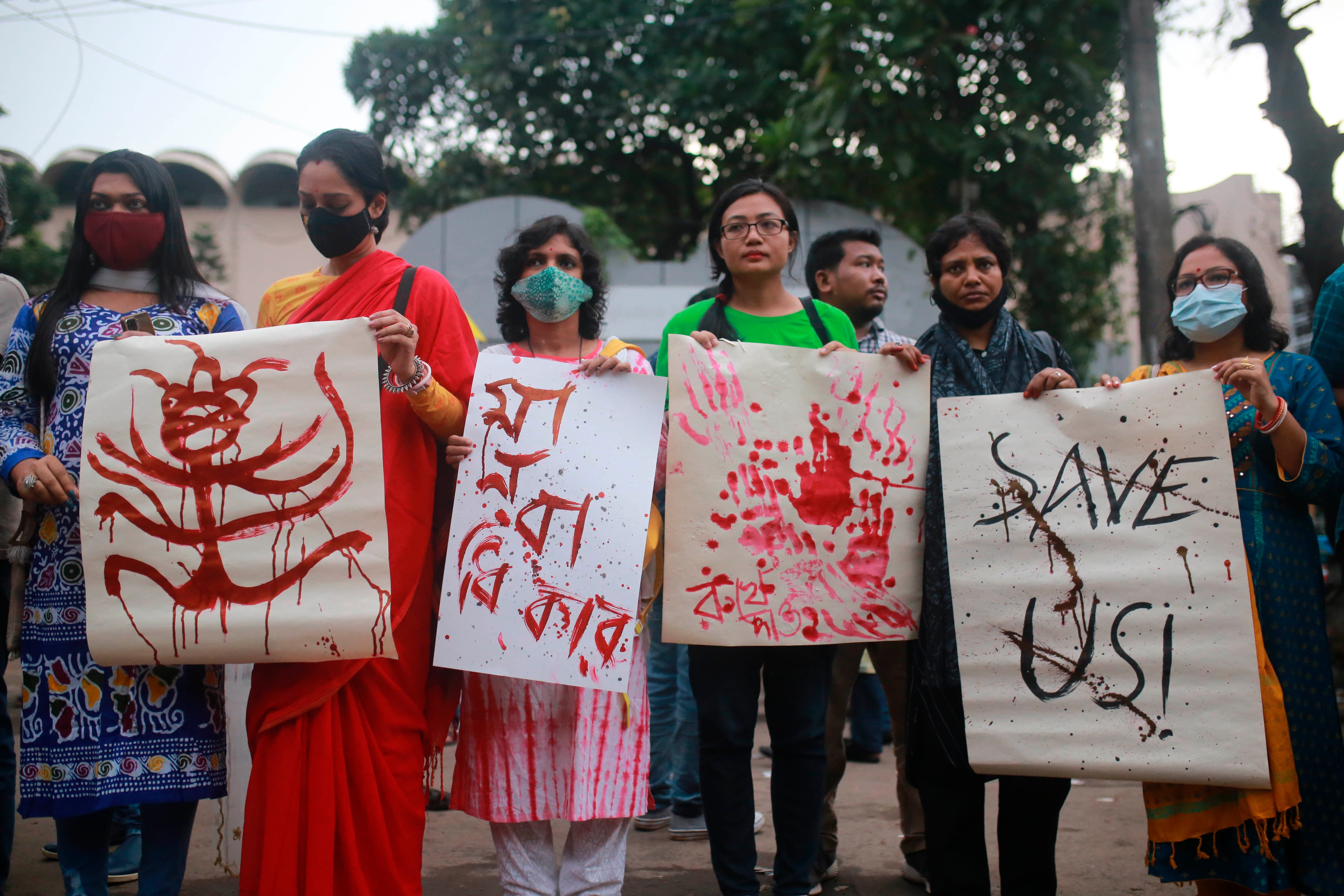 Bangladesh: Deadly Attacks on Hindu Festival