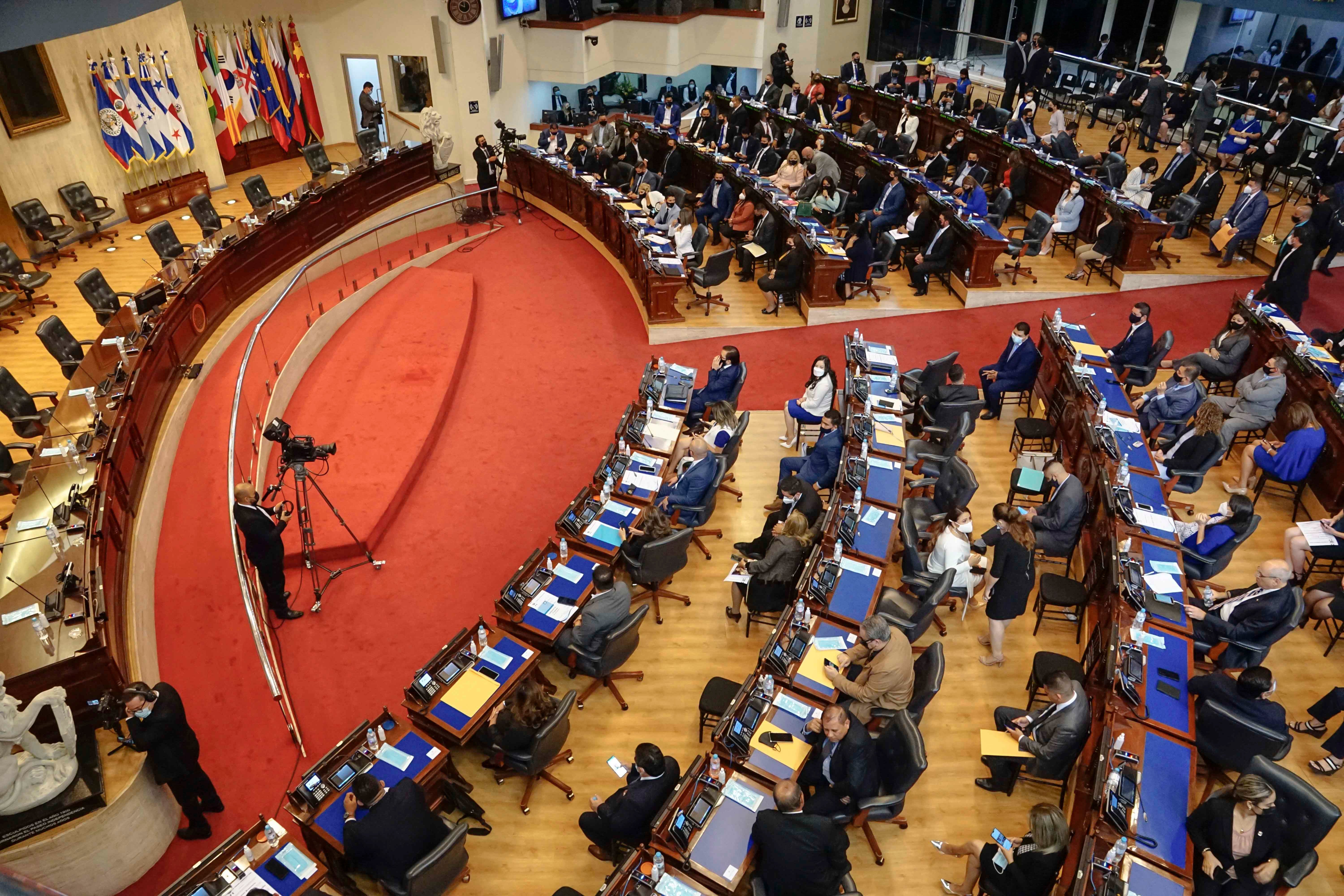 An interior view of the El Salvadoran legislative assembly