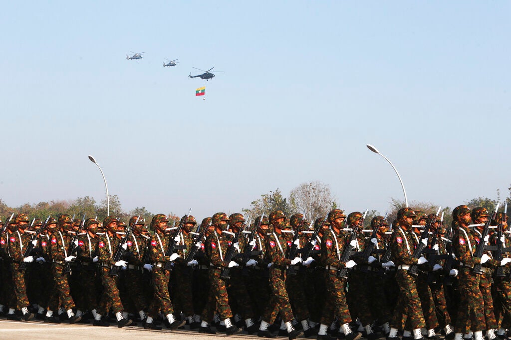 缅甸第75届联邦节阅兵仪式，缅甸内比都，2022年2月12日。