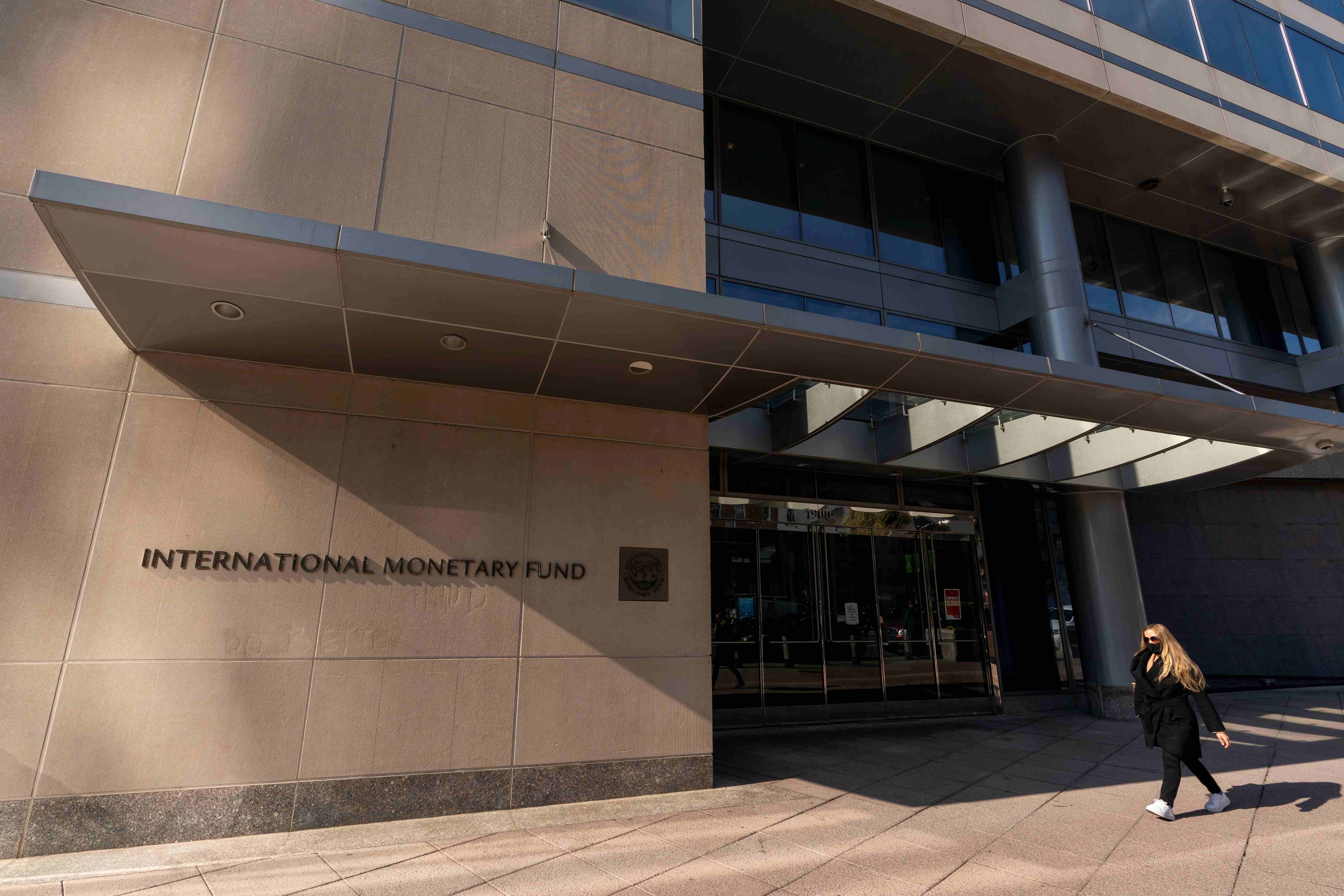 Le siège du Fonds monétaire international, à Washington, photographié le 5 avril 2021.