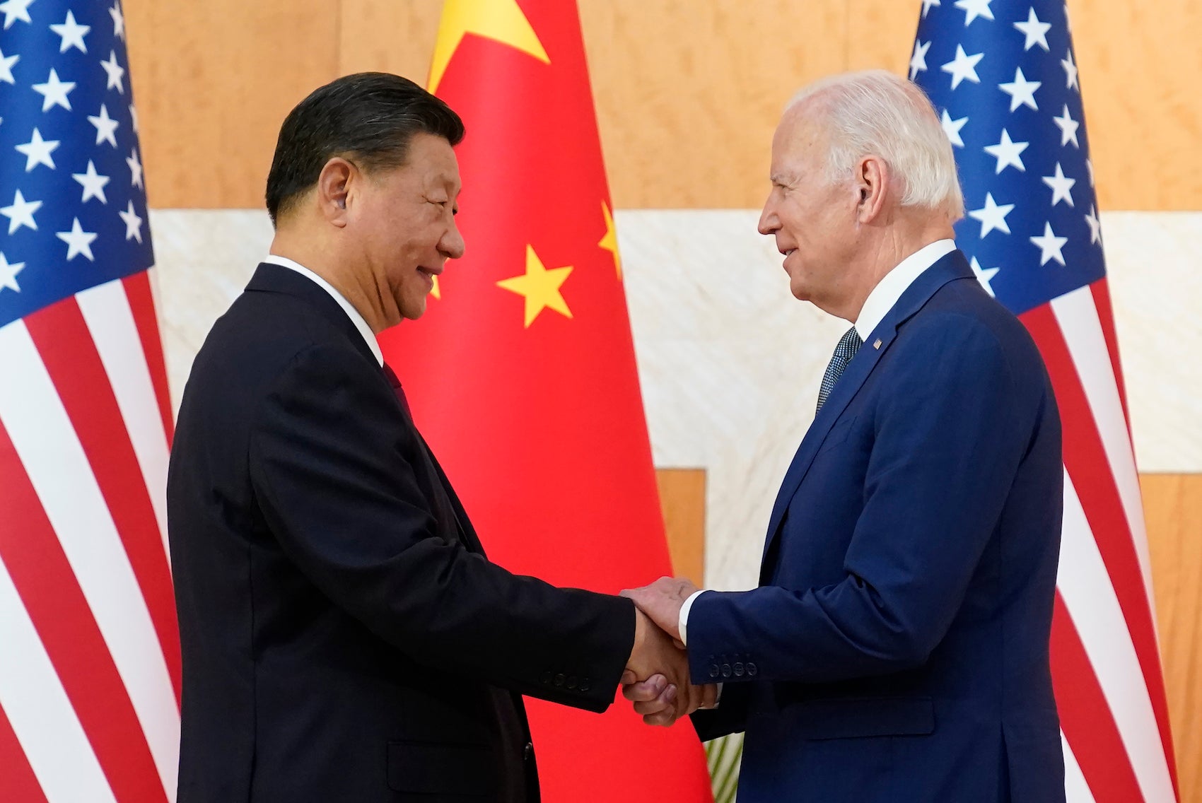 Chinese President Xi Jinping (left) and US President Joe Biden in Nusa Dua, Bali, Indonesia, November 14, 2022.