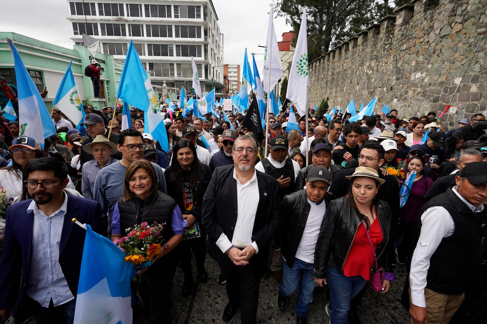 Bernardo Arévalo, Guatemala's incoming president, center, leads demonstrators during a protest at the Supreme Court of Justice in Guatemala City, Guatemala, December 7, 2023.