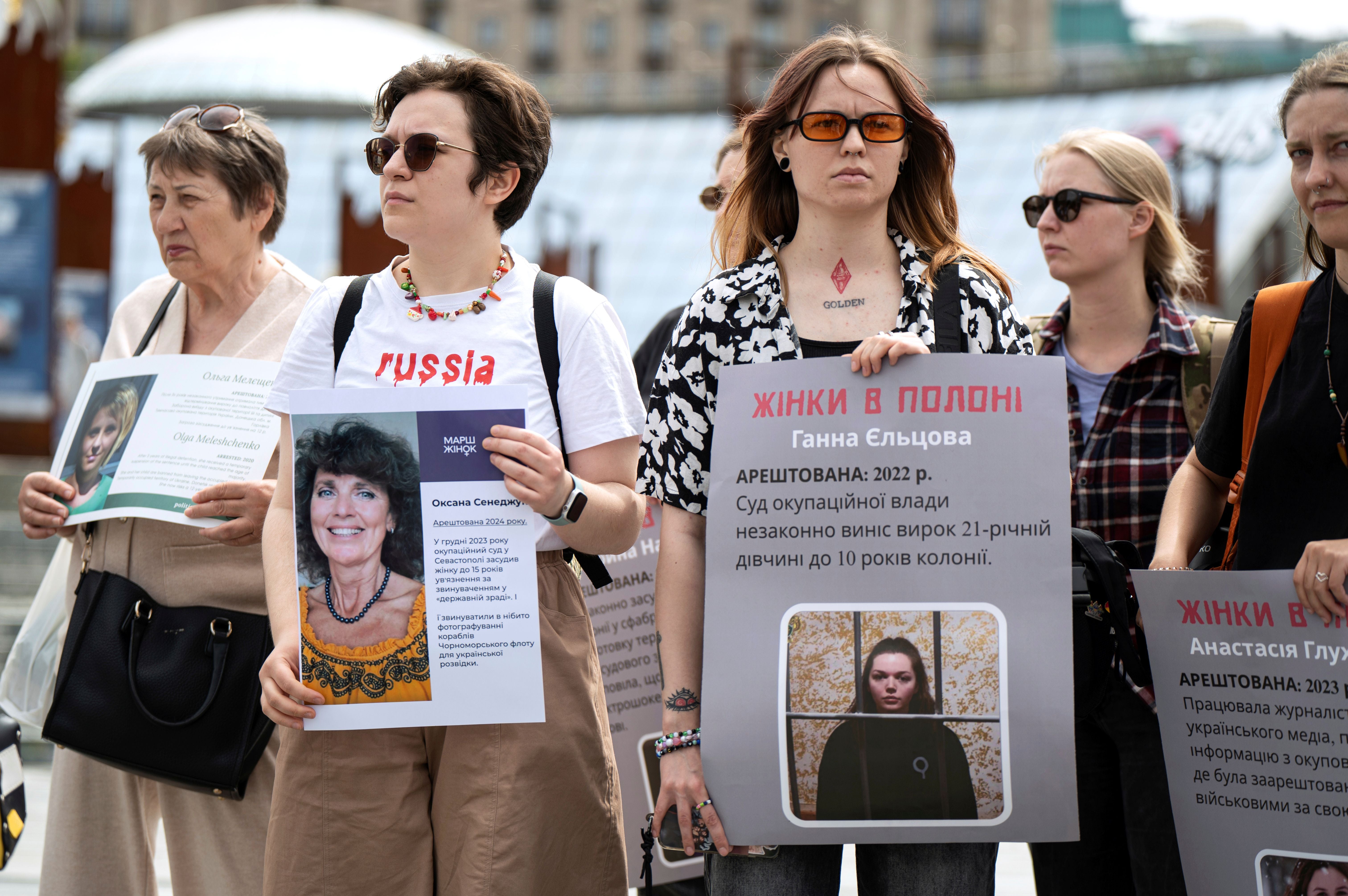 Мітинг у Києві, Україна, на підтримку українок, утримуваних у російському полоні, 19 червня 2025 року.