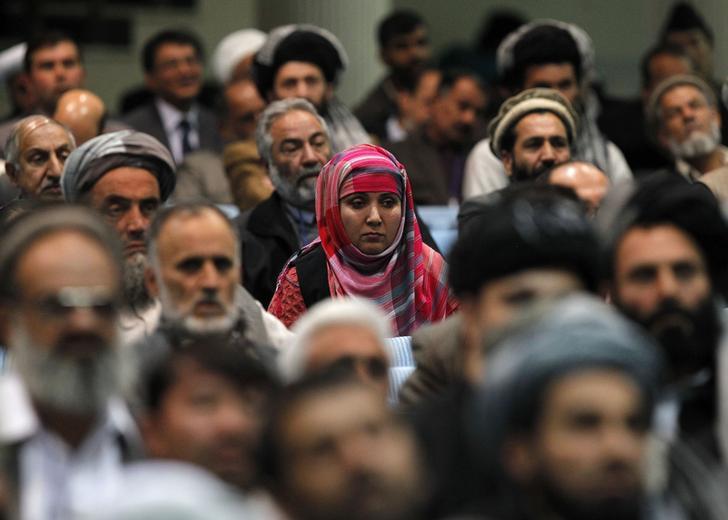 Réunion à Kaboul (Afghanistan) de la « Loya Jirga », « grande assemblée » composée majoritairement d’hommes, le 24 novembre 2013.