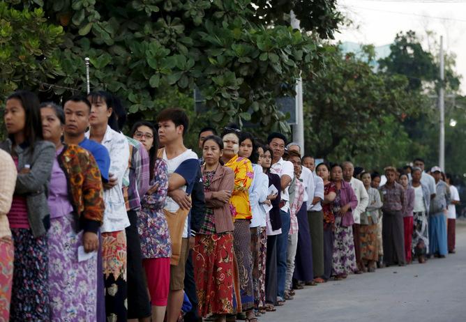 People queue up to vote in Mandalay on November 8.