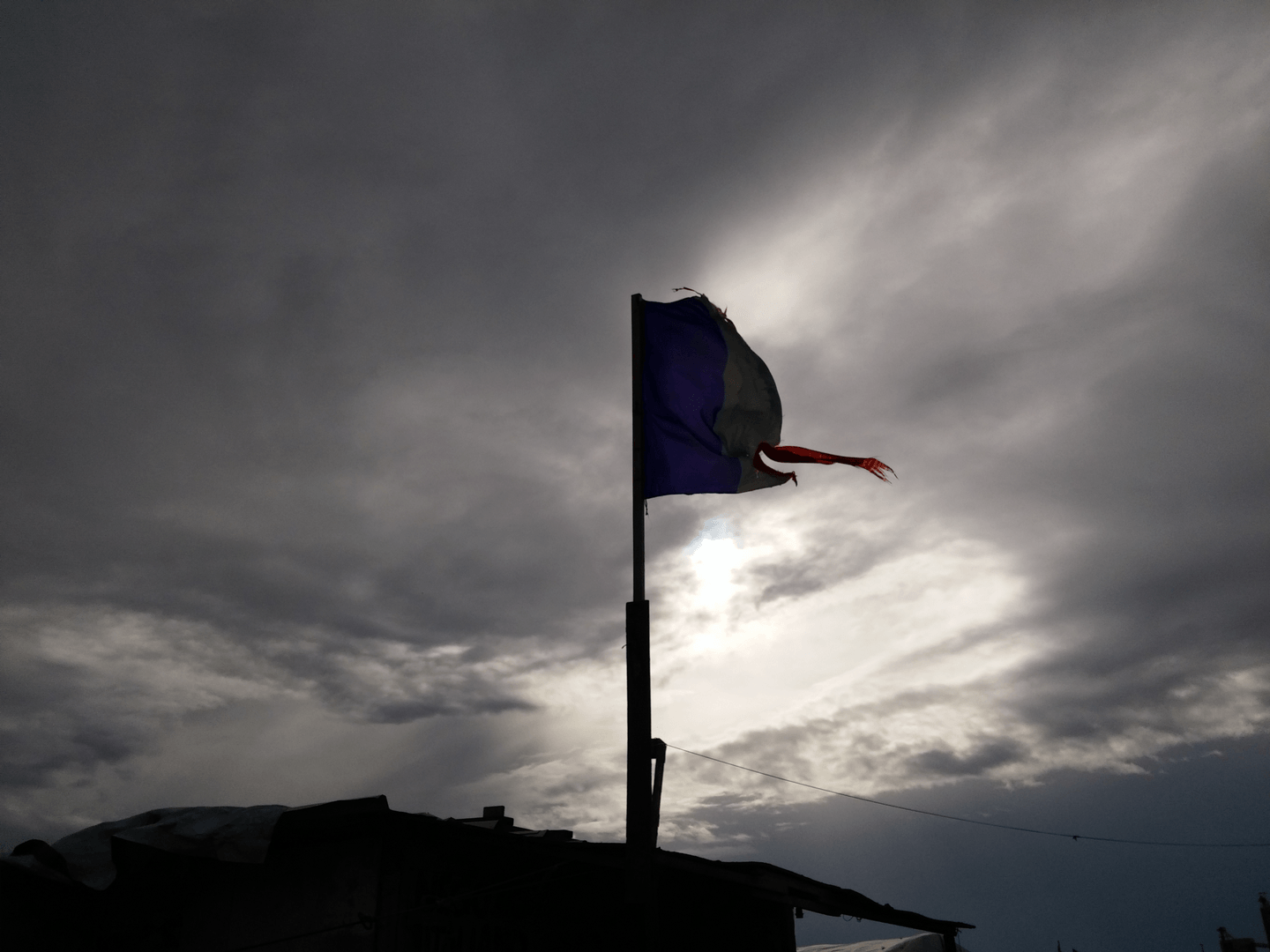 2016-10-crd-france-calais-flag