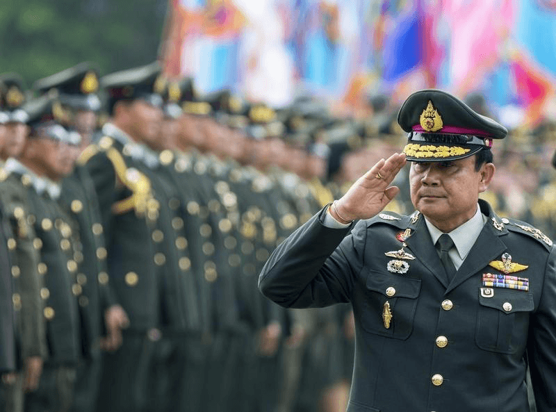 ประเทศไทย: ต้องไม่มีการนำพลเรือนขึ้นศาลทหารอีกต่อไป PHOTO
