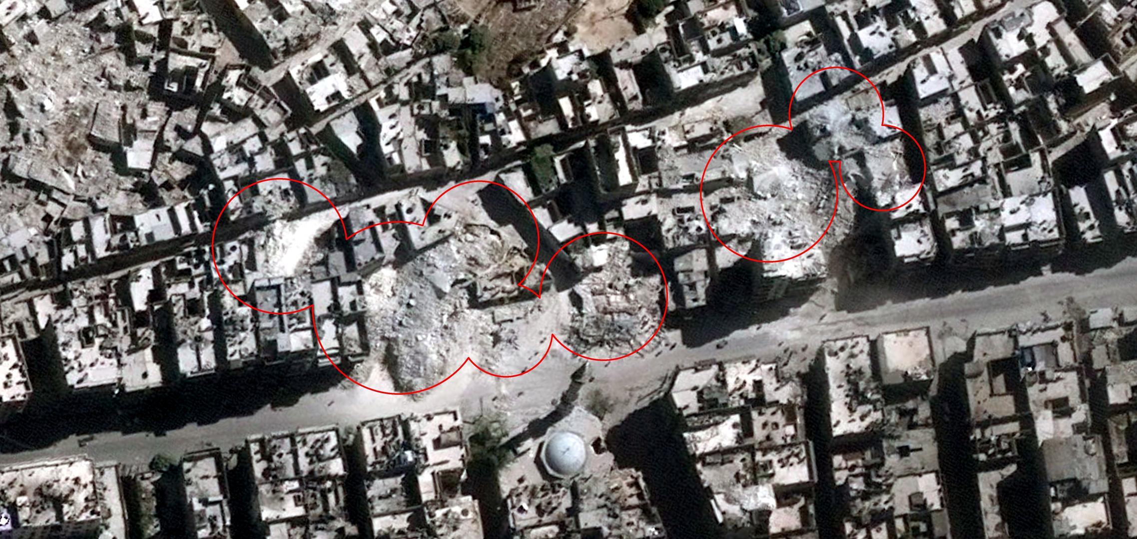 Спутниковые снимки района Калласа в Алеппо после бомбежек 23 сентября 2016 г.