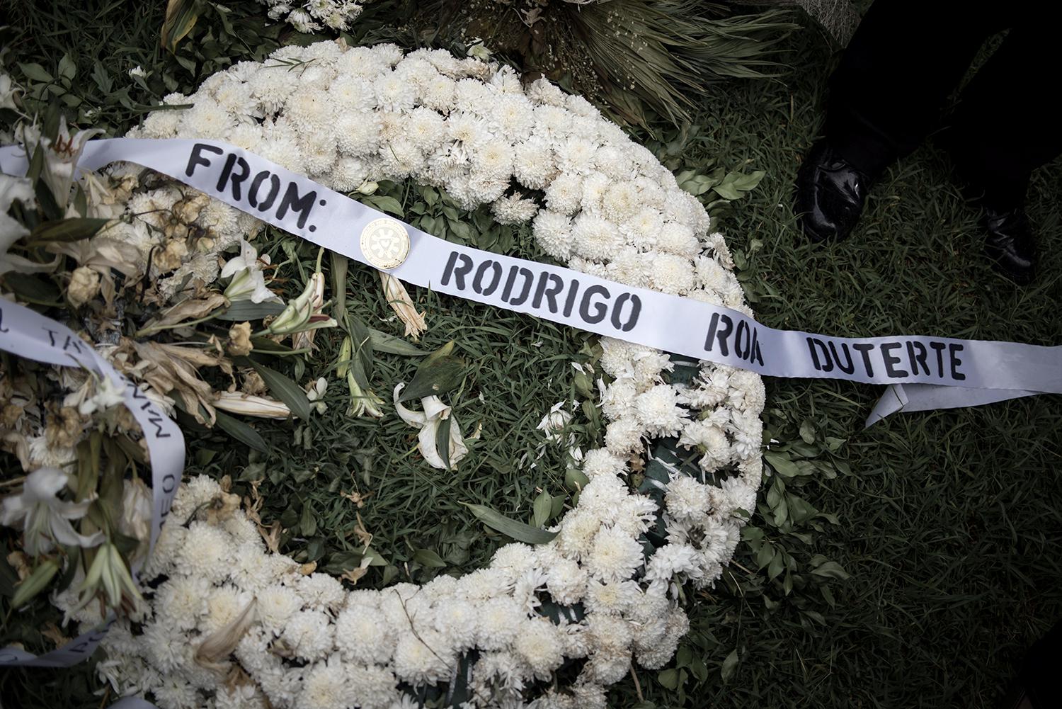 A wreath sent by the Presidential Palace for the September 25, 2016 funeral of police officer Romeo Mandapat Jr, who was killed during a drug bust operation in Caloocan, Metro Manila.