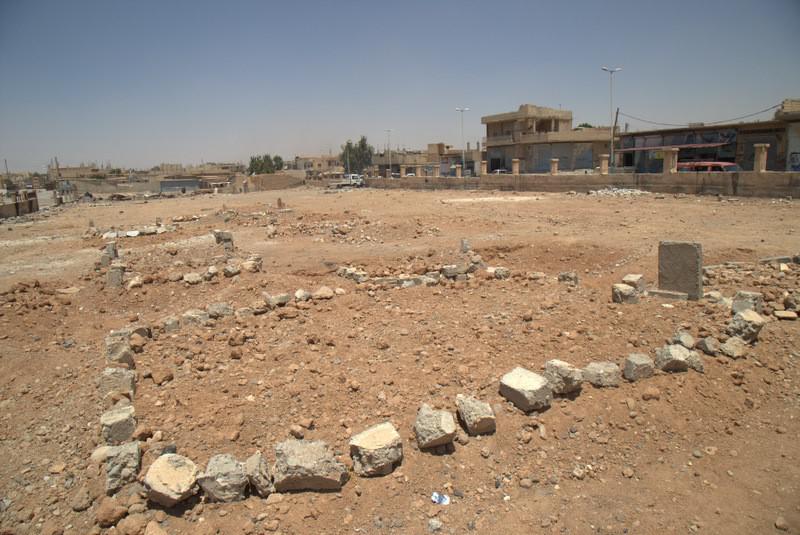Graves of 16 civilians, including nine children, killed in a coalition airstrike on April 25 or 25, 2017, in Tabqa city. 