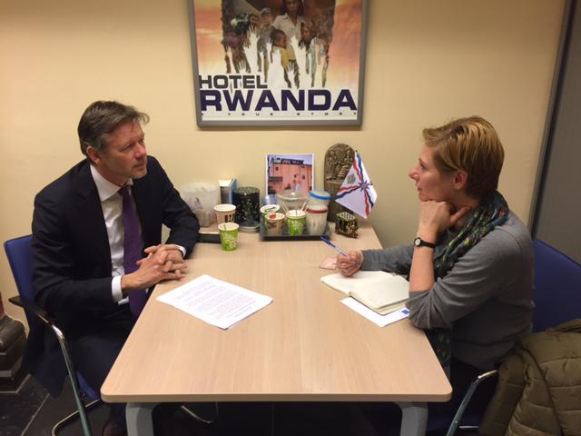 Joël Voordewind (ChristenUnie) en Anna Timmerman (HRW)