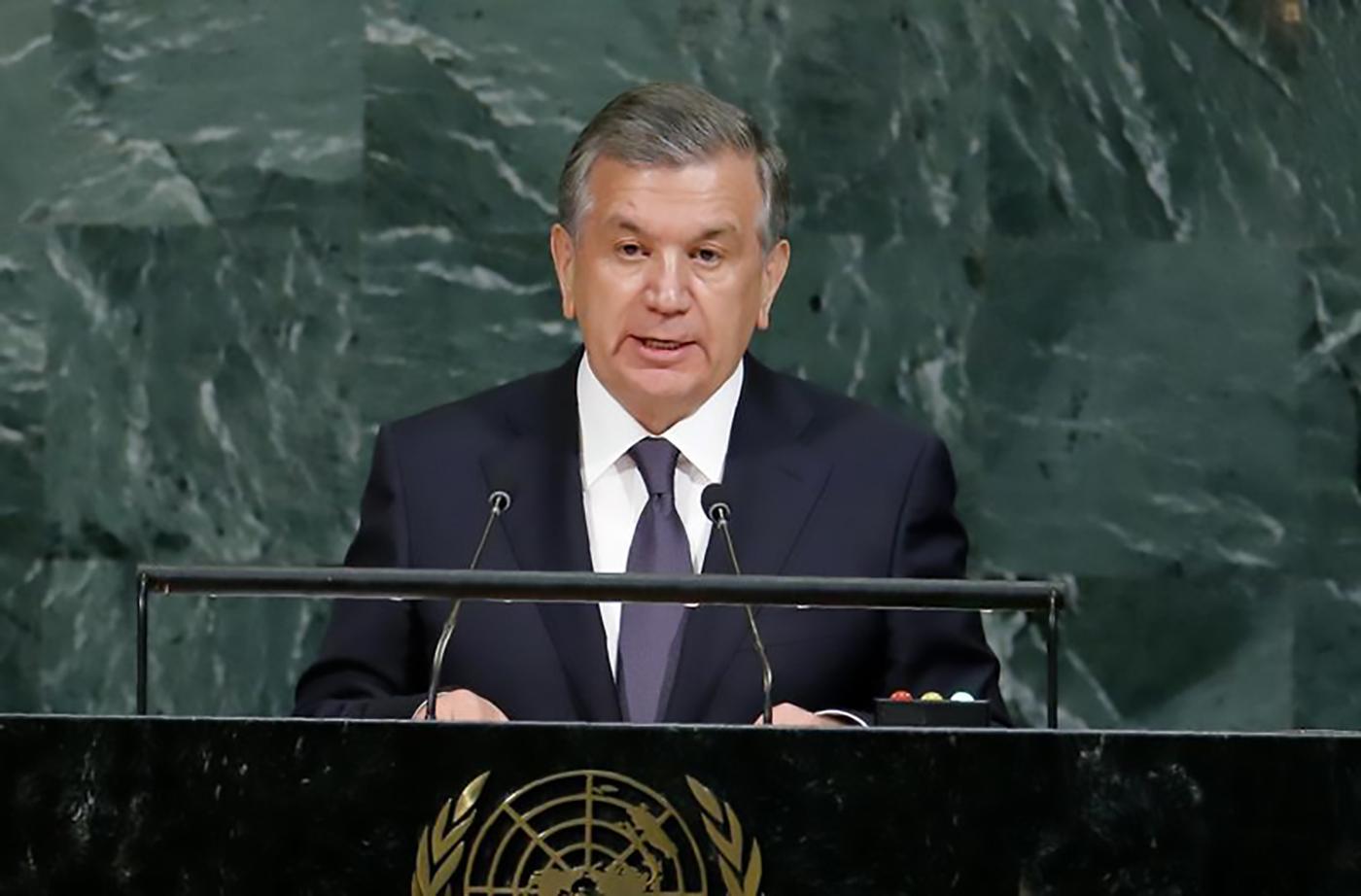 Le président de l'Ouzbékistan, Shavkat Mirziyoyev, s'adresse à la 72e Assemblée générale des Nations Unies au siège de l'ONU à New York, aux États-Unis, le 19 septembre 2017. 