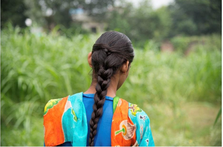 拉吉亚（非真名）有智能障碍和语言困难，2014年她13岁时遭到哥哥的家教老师强暴（北阿坎德邦）。
