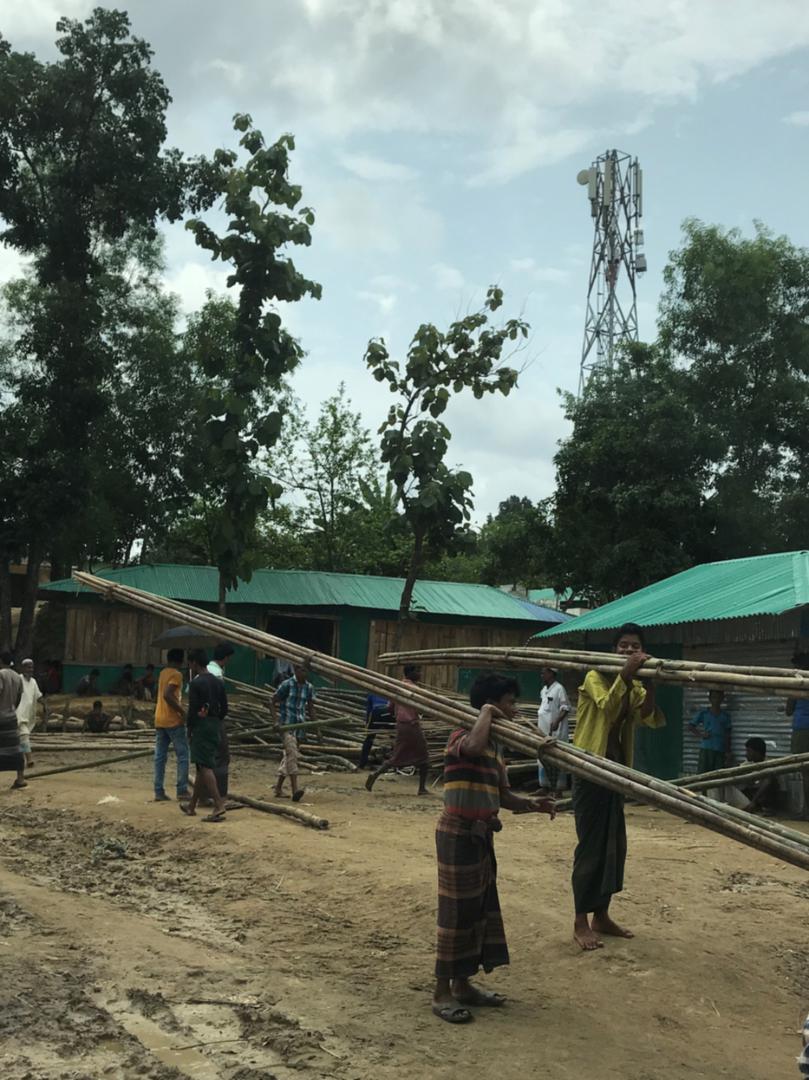 201806asia_bangladesh_rohingya_bamboo
