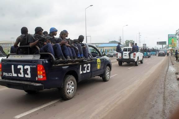 Congolese police taking part in the first Operation Likofi in Kinshasa, December 2, 2013.