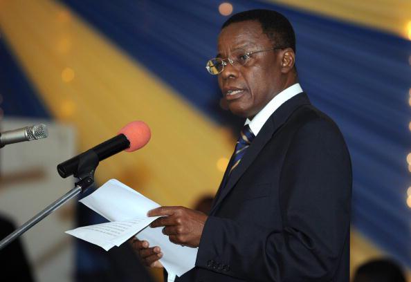 Le leader de l’opposition camerounaise Maurice Kamto, qui a été arrêté à Douala le 28 janvier 2019, manifestement sur la base de motifs politiques.