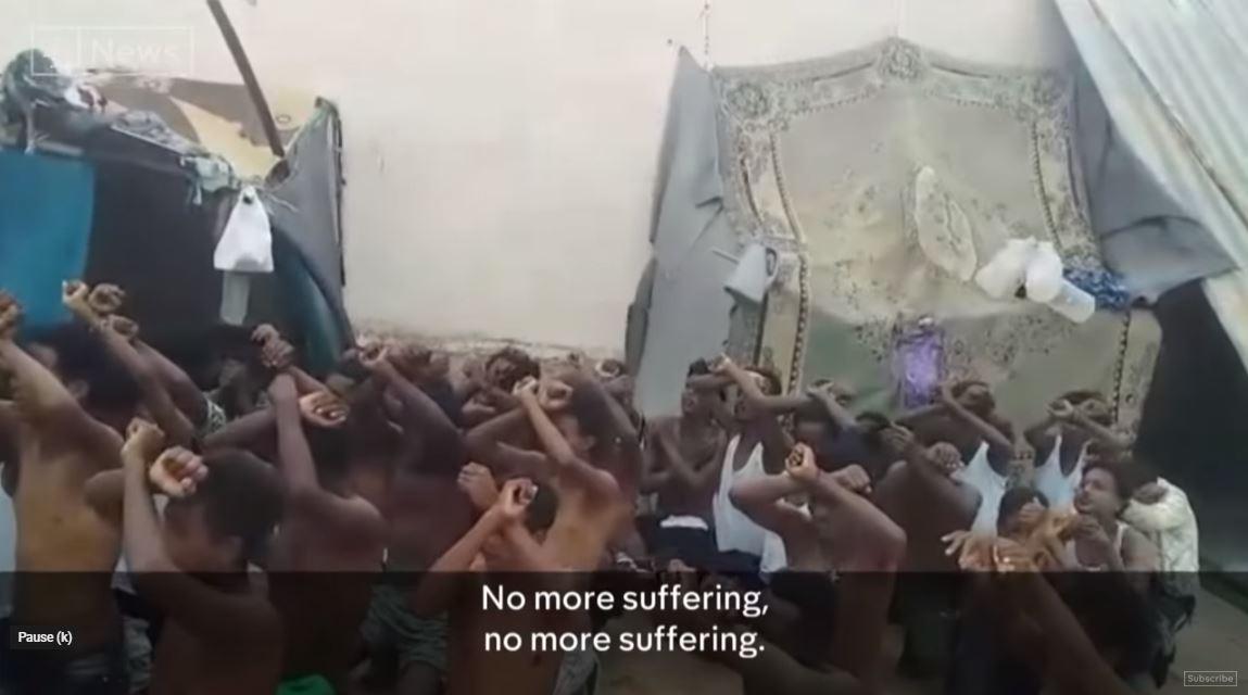 Image d'une vidéo de la chaine de télévision britannique Channel, au sujet de camps de migrants en Libye, et diffusée en mars 2019.