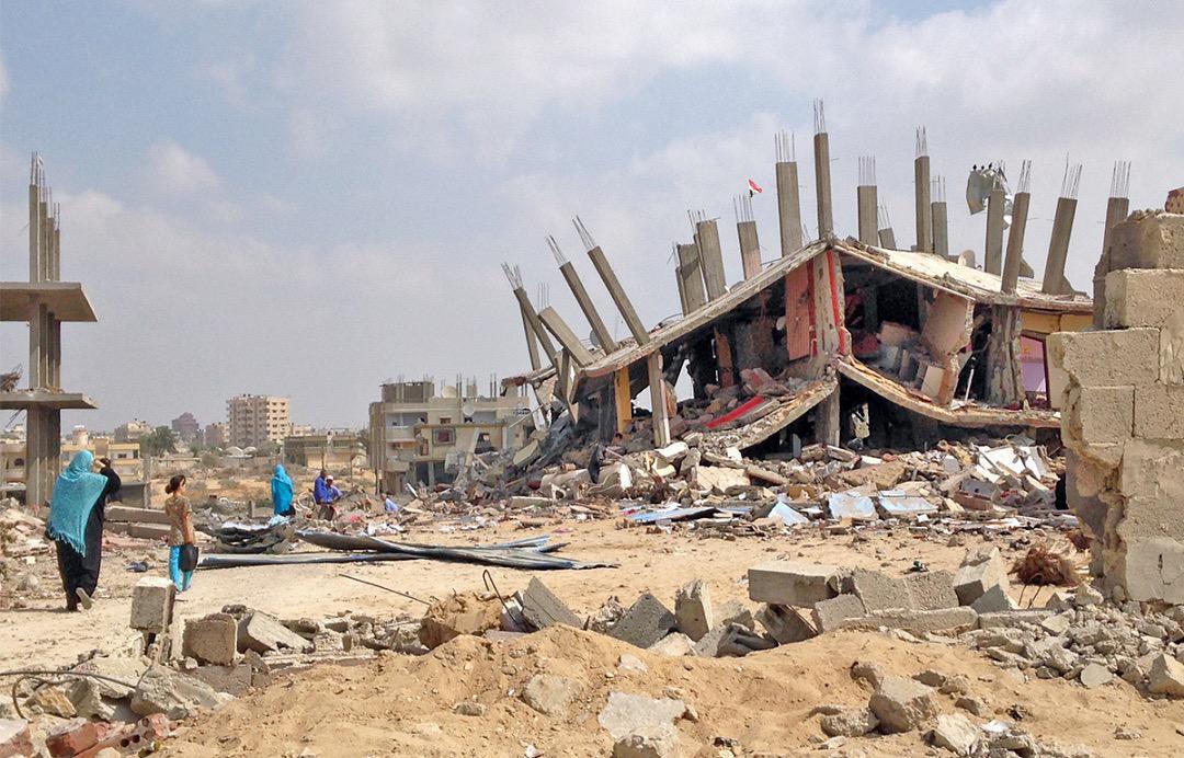Décombres d’une maison démolie dans le Sinaï.