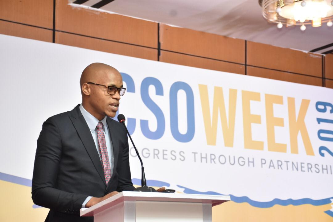 Tanzanian human rights activist Tito Magoti speaks during an event in Dodoma, Tanzania on November 6, 2019 © 2019 Sipa Michael Mallya
