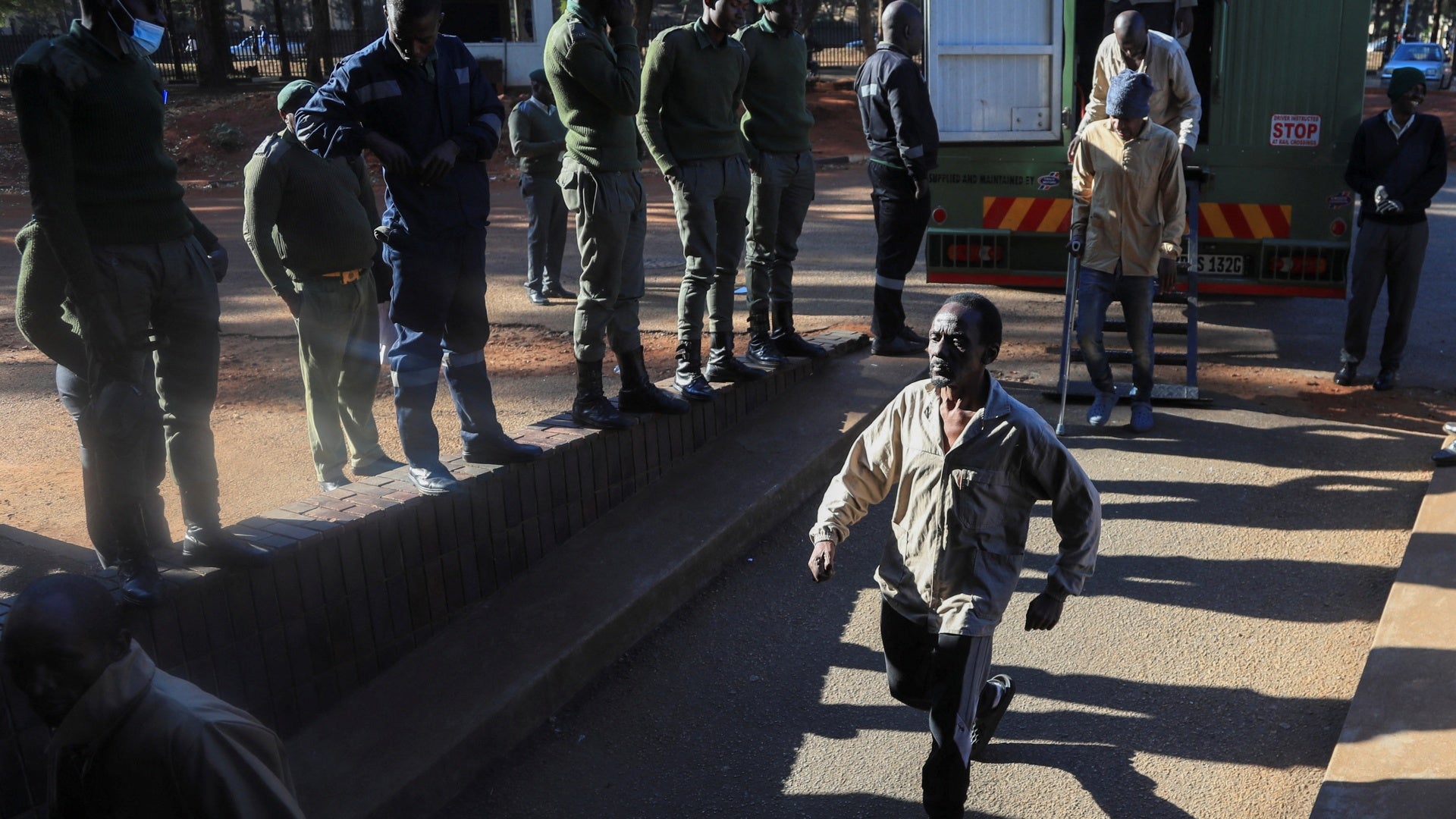 World Report 2025: Zimbabwe | Human Rights Watch
