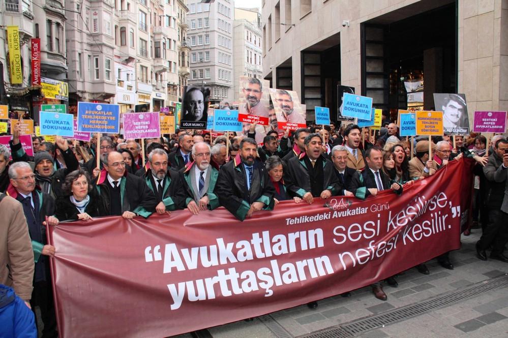 Lawyers march in Istanbul on January 24, 2019 Day of the Endangered Lawyer. The banner reads: âTo silence the lawyerâs voice is to deprive the citizen of breath.â