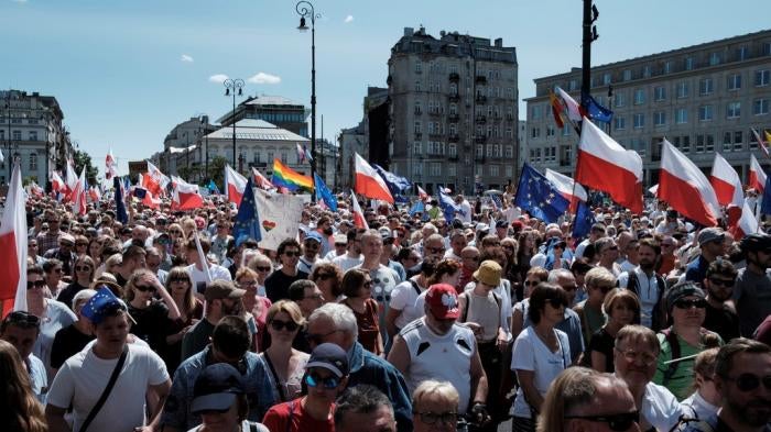 Pro-democratic march in Warsaw gathered up to 500k participants (according to organisers), led by Donald Tusk, former Prime Minister of Poland and President of the European Council 
