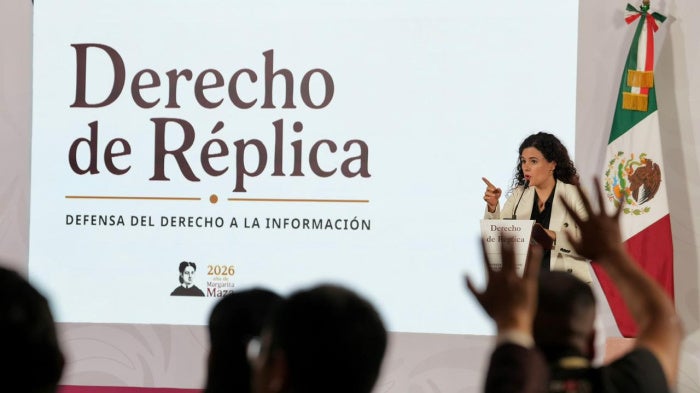 Chief Legal Advisor to the Federal Executive, Luisa María Alcalde Luján, speaks on the “Right of Reply” segment broadcast at the National Palace in Mexico City, June 3, 2026.