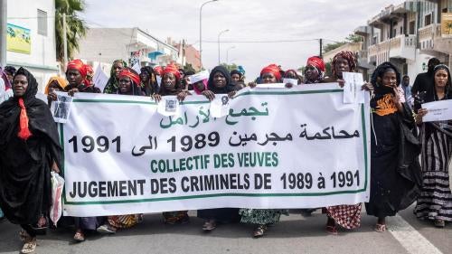 Manifestation organisée par le Collectif des veuves et le COVICIM (Collectif des Victimes Civiles et Militaires) à l’occasion de la journée de commémoration des événements de 1989/1990. Nouakchott, novembre 2016. 