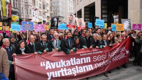 Lawyers march in Istanbul on January 24, 2019 Day of the Endangered Lawyer. The banner reads: “To silence the lawyer’s voice is to deprive the citizen of breath.”