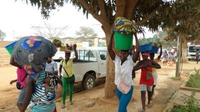 Angola: Police Abuse Luanda’s Street Vendors 