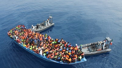 Un buque de la Armada irlandesa Le Eithne, participa en una operación de rescate como parte del operativo Frontex Tritón, el 6 de junio de 2015