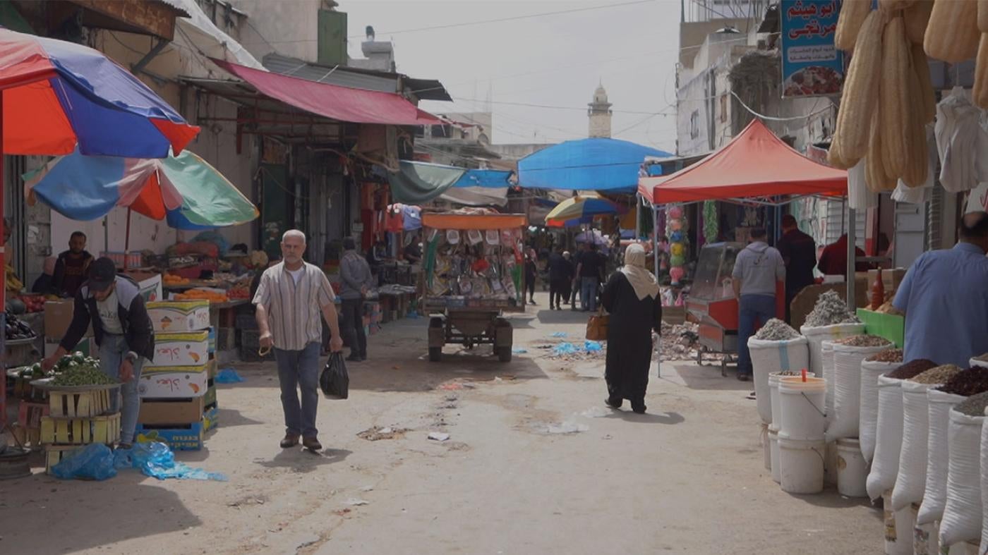 People in Market Gaza