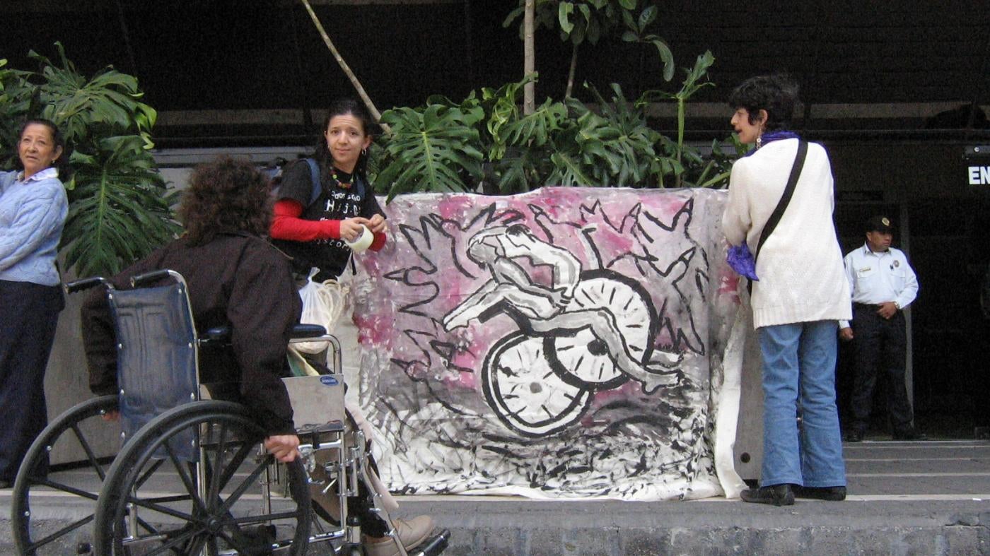 Marite Fernández and disability rights adovocates demonstrate before the Mexican Senate demanding the right to full legal capacity, Mexico City, Mexico, 2007. 