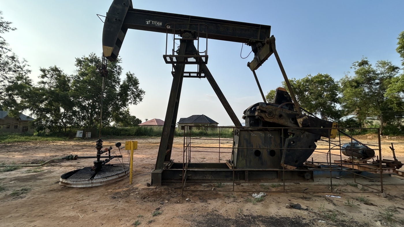 Puits de pétrole situé dans la concession de Perenco en République démocratique du Congo.