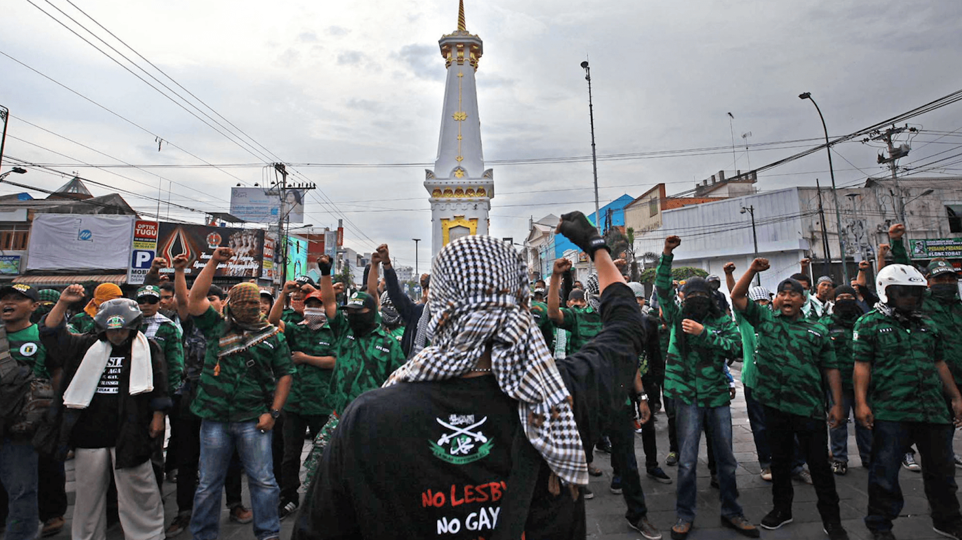 A picture of an anti-LGBT demonstration.