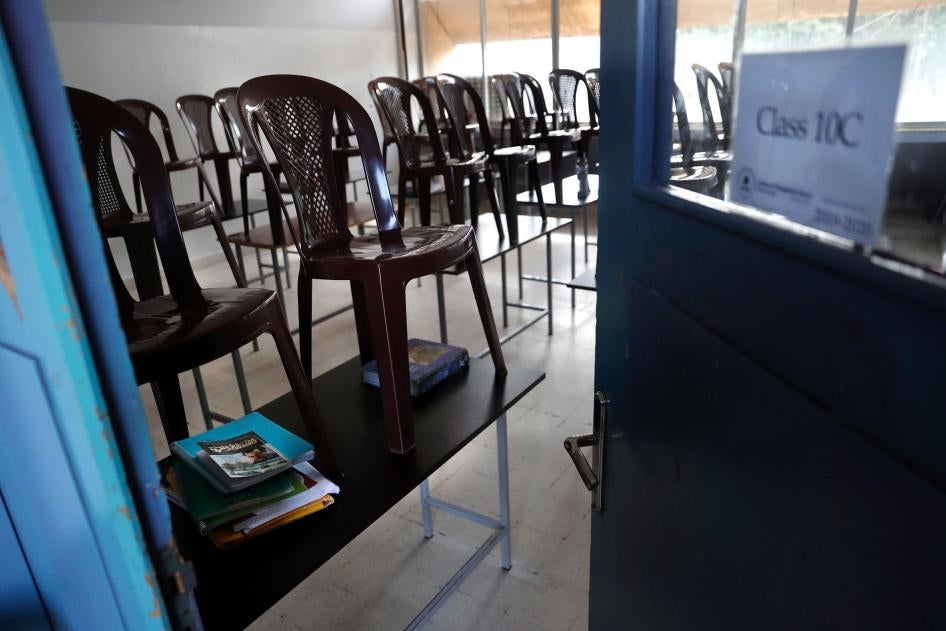 قاعة دراسة فارغة في مدرسة في اللويزة، شرق بيروت، لبنان، 2 مارس/آذار 2020. 