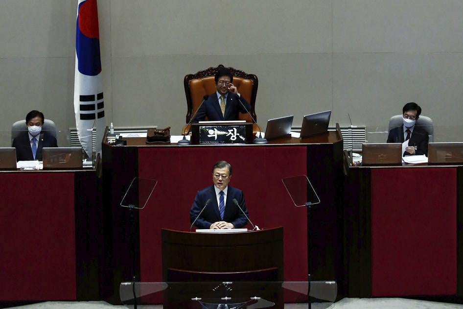 202012asia_southkorea_moon_assembly