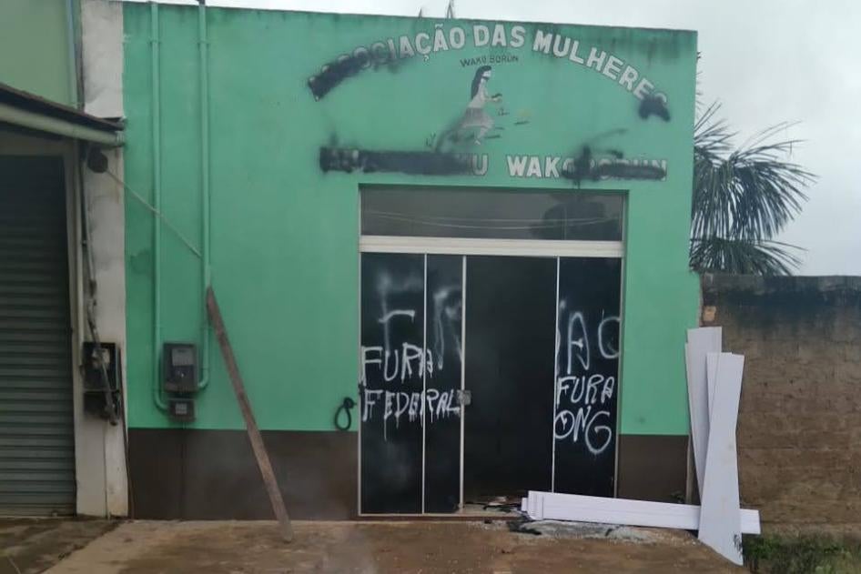 Sede da  Associação de Mulheres Munduruku Wakoborun, no município de Jacareacanga, Pará, depredada em 25 de março de 2021. 