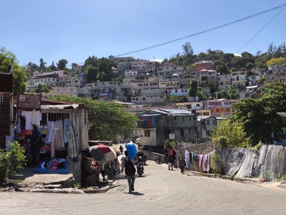 Una calle de Puerto Príncipe en diciembre de 2021.